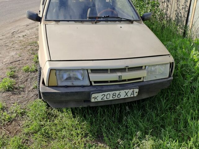 Бежевий ВАЗ 2108, об'ємом двигуна 1 л та пробігом 100 тис. км за 500 $, фото 1 на Automoto.ua
