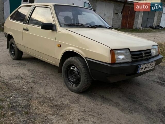 Бежевый ВАЗ 2108, объемом двигателя 1.5 л и пробегом 250 тыс. км за 630 $, фото 1 на Automoto.ua