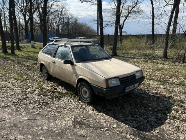 Бежевый ВАЗ 2108, объемом двигателя 1.5 л и пробегом 250 тыс. км за 470 $, фото 1 на Automoto.ua