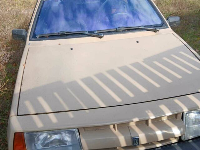 Бежевый ВАЗ 2108, объемом двигателя 1.3 л и пробегом 150 тыс. км за 882 $, фото 1 на Automoto.ua