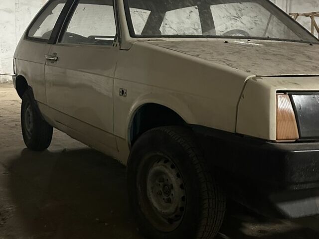 Бежевий ВАЗ 2108, об'ємом двигуна 0 л та пробігом 200 тис. км за 300 $, фото 1 на Automoto.ua