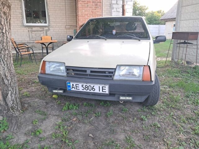Бежевый ВАЗ 2108, объемом двигателя 1.3 л и пробегом 39 тыс. км за 40000 $, фото 1 на Automoto.ua