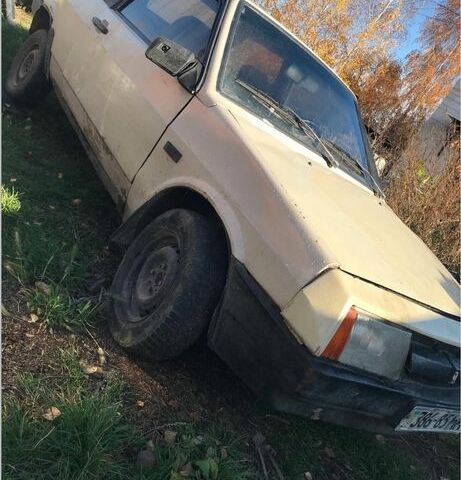 Бежевый ВАЗ 2108, объемом двигателя 1.5 л и пробегом 100 тыс. км за 299 $, фото 1 на Automoto.ua