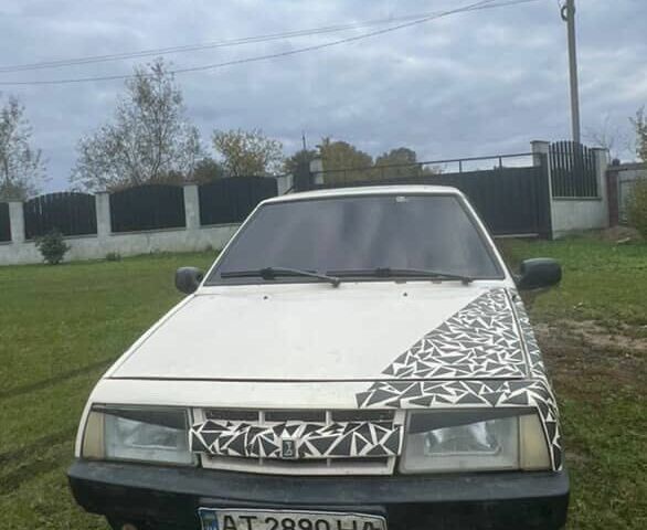Бежевый ВАЗ 2108, объемом двигателя 1.3 л и пробегом 50 тыс. км за 250 $, фото 1 на Automoto.ua