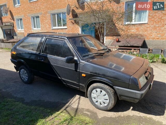 Черный ВАЗ 2108, объемом двигателя 1.5 л и пробегом 333 тыс. км за 400 $, фото 1 на Automoto.ua