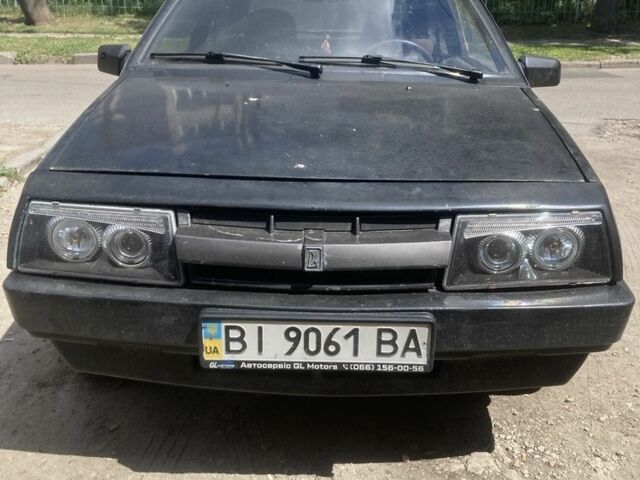 Черный ВАЗ 2108, объемом двигателя 1 л и пробегом 105 тыс. км за 785 $, фото 1 на Automoto.ua