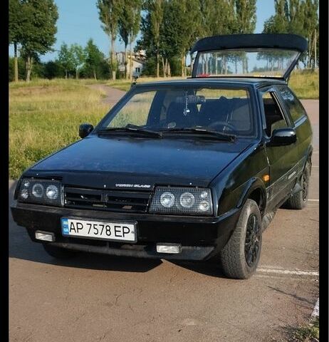 Черный ВАЗ 2108, объемом двигателя 1.3 л и пробегом 100 тыс. км за 711 $, фото 1 на Automoto.ua