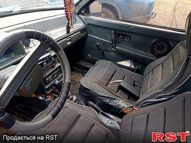 Чорний ВАЗ 2108, об'ємом двигуна 1.5 л та пробігом 60 тис. км за 1700 $, фото 1 на Automoto.ua