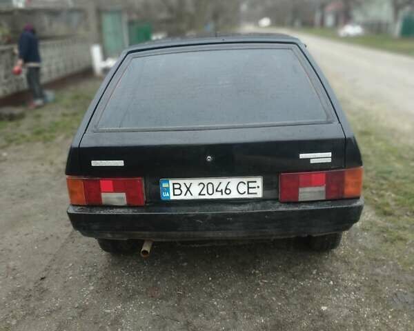 Черный ВАЗ 2108, объемом двигателя 1.3 л и пробегом 200 тыс. км за 1000 $, фото 1 на Automoto.ua