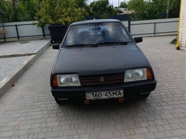 Черный ВАЗ 2108, объемом двигателя 1.6 л и пробегом 200 тыс. км за 716 $, фото 1 на Automoto.ua
