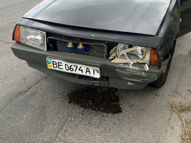 Черный ВАЗ 2108, объемом двигателя 1.5 л и пробегом 100 тыс. км за 950 $, фото 1 на Automoto.ua
