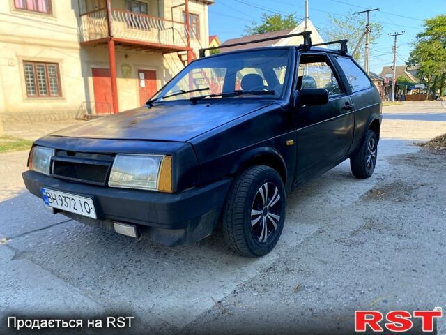 Черный ВАЗ 2108, объемом двигателя 1.5 л и пробегом 200 тыс. км за 900 $, фото 1 на Automoto.ua