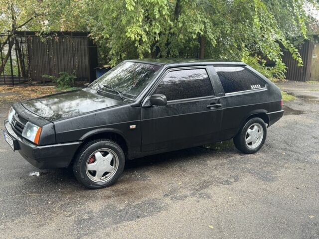 Черный ВАЗ 2108, объемом двигателя 1.5 л и пробегом 270 тыс. км за 1200 $, фото 1 на Automoto.ua