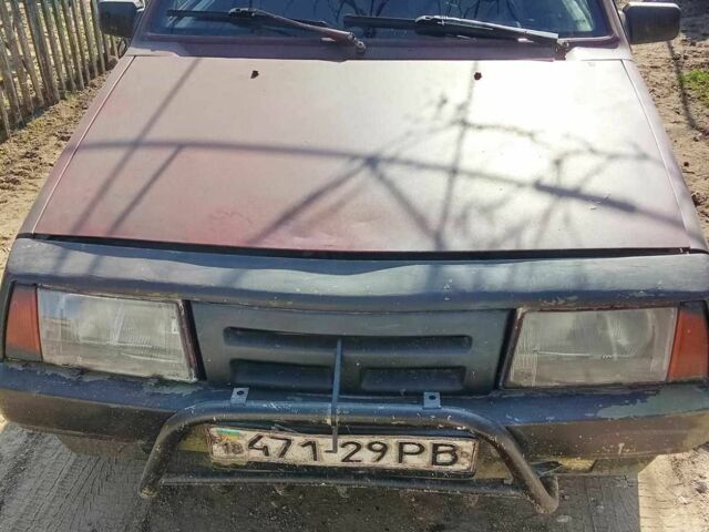 Черный ВАЗ 2108, объемом двигателя 1.5 л и пробегом 140 тыс. км за 400 $, фото 1 на Automoto.ua