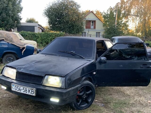 Черный ВАЗ 2108, объемом двигателя 1.5 л и пробегом 250 тыс. км за 502 $, фото 1 на Automoto.ua