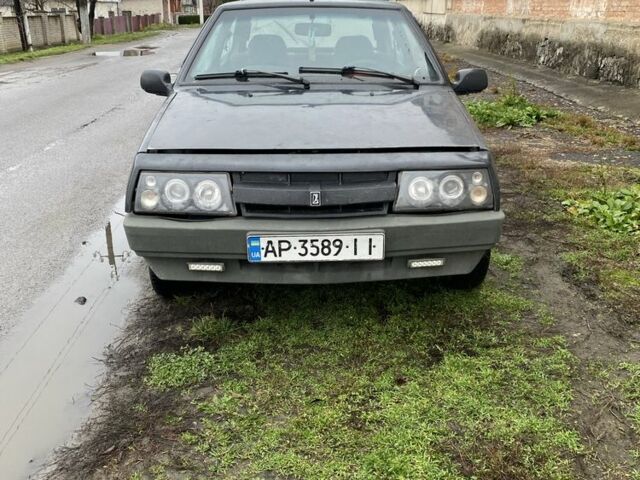 Черный ВАЗ 2108, объемом двигателя 1.3 л и пробегом 200 тыс. км за 500 $, фото 1 на Automoto.ua