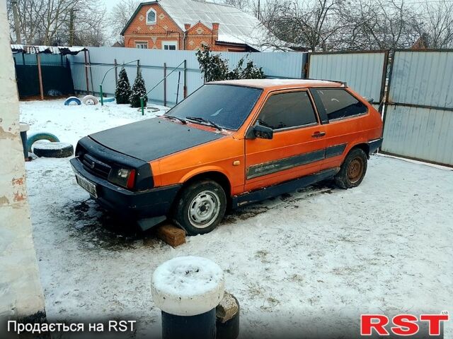 Коричневый ВАЗ 2108, объемом двигателя 1.5 л и пробегом 250 тыс. км за 400 $, фото 1 на Automoto.ua