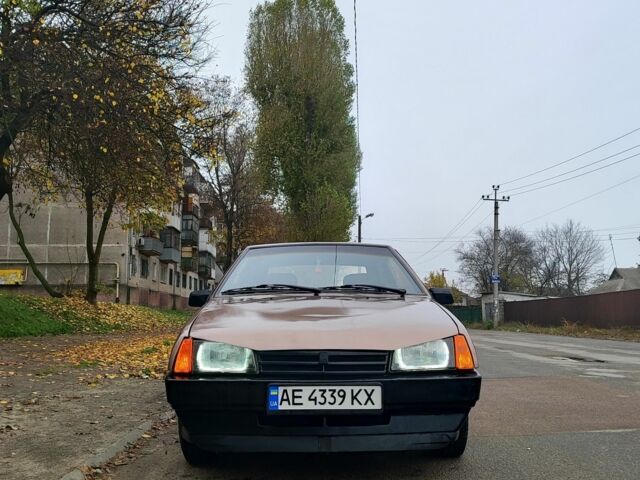Коричневый ВАЗ 2108, объемом двигателя 1.5 л и пробегом 130 тыс. км за 1300 $, фото 1 на Automoto.ua