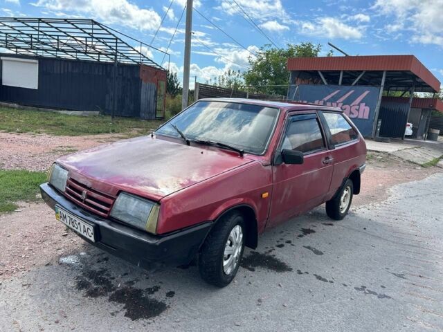 Красный ВАЗ 2108, объемом двигателя 0 л и пробегом 100 тыс. км за 449 $, фото 1 на Automoto.ua