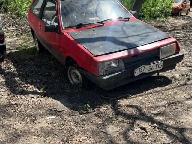 Красный ВАЗ 2108, объемом двигателя 1.6 л и пробегом 85 тыс. км за 400 $, фото 1 на Automoto.ua
