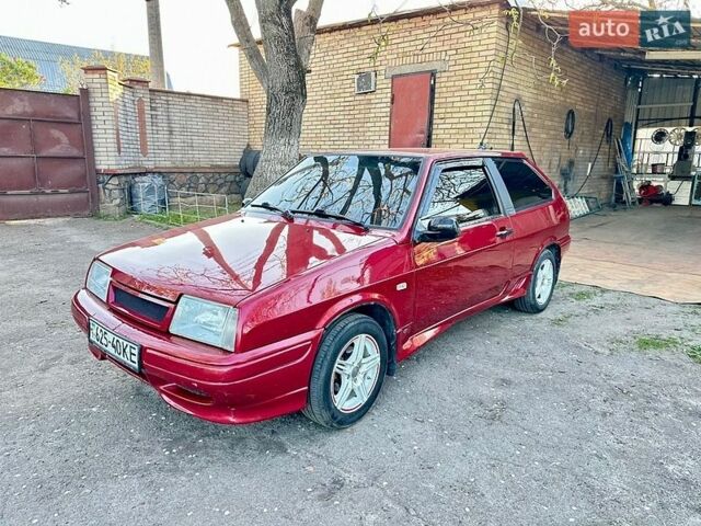Красный ВАЗ 2108, объемом двигателя 1.5 л и пробегом 230 тыс. км за 2500 $, фото 1 на Automoto.ua