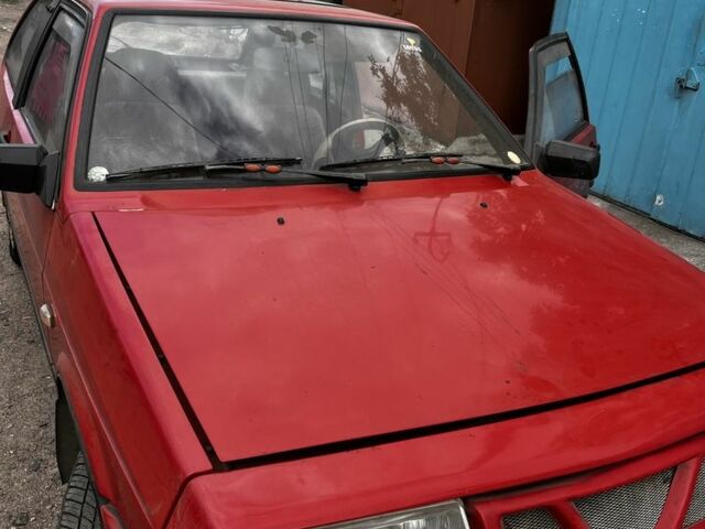 Красный ВАЗ 2108, объемом двигателя 0 л и пробегом 94 тыс. км за 1100 $, фото 1 на Automoto.ua