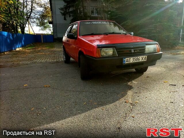 ВАЗ 2108 1986 в Никополе на Automoto.ua Красный ВАЗ 2108, объемом двигателя 1.3 л и пробегом 230 тыс. км за 1200 $, фото 1 на Automoto.ua