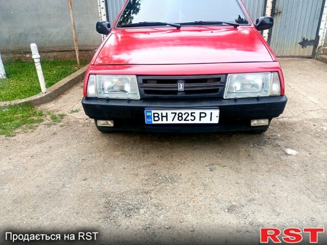 Красный ВАЗ 2108, объемом двигателя 1.3 л и пробегом 400 тыс. км за 1500 $, фото 1 на Automoto.ua