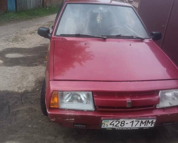 Красный ВАЗ 2108, объемом двигателя 1.5 л и пробегом 70 тыс. км за 1000 $, фото 1 на Automoto.ua