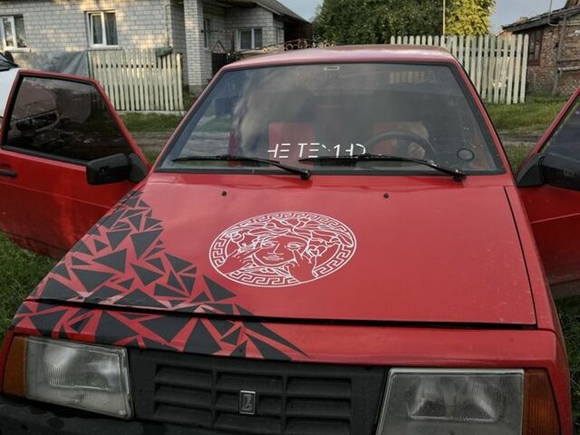 Красный ВАЗ 2108, объемом двигателя 1.3 л и пробегом 47 тыс. км за 600 $, фото 1 на Automoto.ua