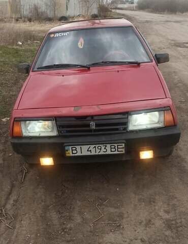 Красный ВАЗ 2108, объемом двигателя 0 л и пробегом 200 тыс. км за 1000 $, фото 1 на Automoto.ua