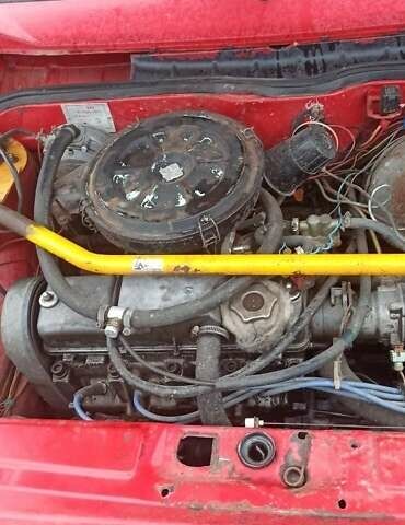 ВАЗ 2108 1987 у Харкові на Automoto.ua Червоний ВАЗ 2108, об'ємом двигуна 1.5 л та пробігом 100 тис. км за 800 $, фото 1 на Automoto.ua