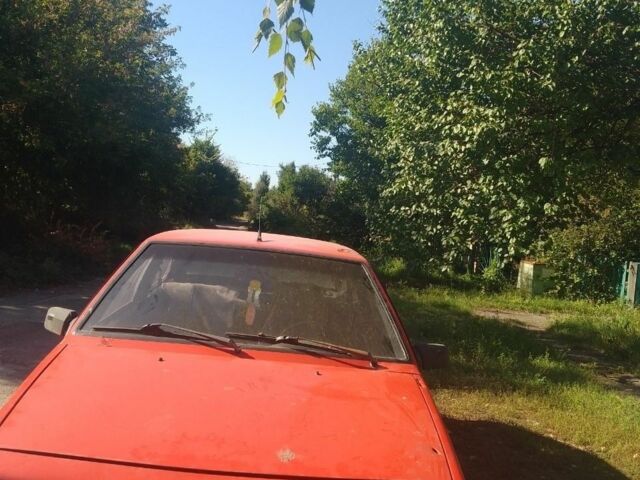 Красный ВАЗ 2108, объемом двигателя 2 л и пробегом 50 тыс. км за 302 $, фото 1 на Automoto.ua