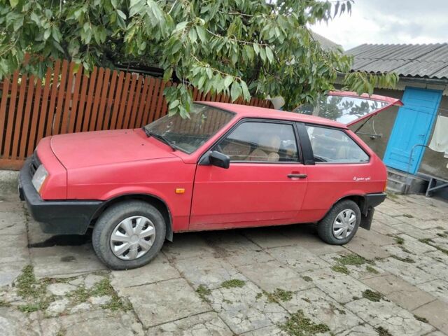 Красный ВАЗ 2108, объемом двигателя 0 л и пробегом 250 тыс. км за 700 $, фото 1 на Automoto.ua