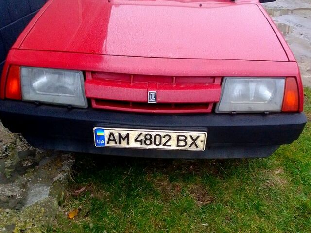 Красный ВАЗ 2108, объемом двигателя 1.3 л и пробегом 300 тыс. км за 1450 $, фото 1 на Automoto.ua