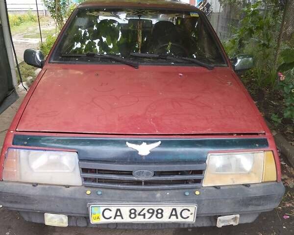 Красный ВАЗ 2108, объемом двигателя 1.3 л и пробегом 150 тыс. км за 1150 $, фото 1 на Automoto.ua