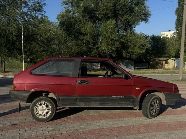 Красный ВАЗ 2108, объемом двигателя 1.5 л и пробегом 80 тыс. км за 494 $, фото 1 на Automoto.ua