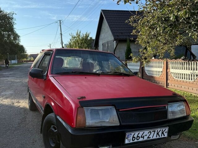 Красный ВАЗ 2108, объемом двигателя 1.5 л и пробегом 66 тыс. км за 900 $, фото 1 на Automoto.ua