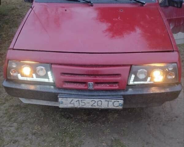 Красный ВАЗ 2108, объемом двигателя 0 л и пробегом 150 тыс. км за 800 $, фото 1 на Automoto.ua