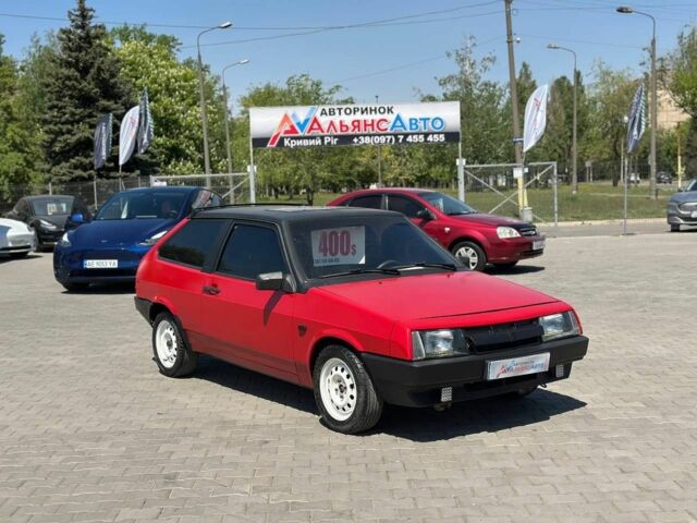 Красный ВАЗ 2108, объемом двигателя 1.3 л и пробегом 1 тыс. км за 1300 $, фото 1 на Automoto.ua
