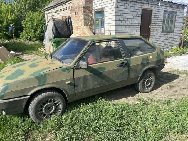 Красный ВАЗ 2108, объемом двигателя 1.5 л и пробегом 490 тыс. км за 200 $, фото 1 на Automoto.ua