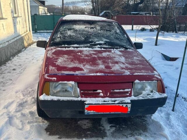 Красный ВАЗ 2108, объемом двигателя 1.3 л и пробегом 98 тыс. км за 692 $, фото 1 на Automoto.ua