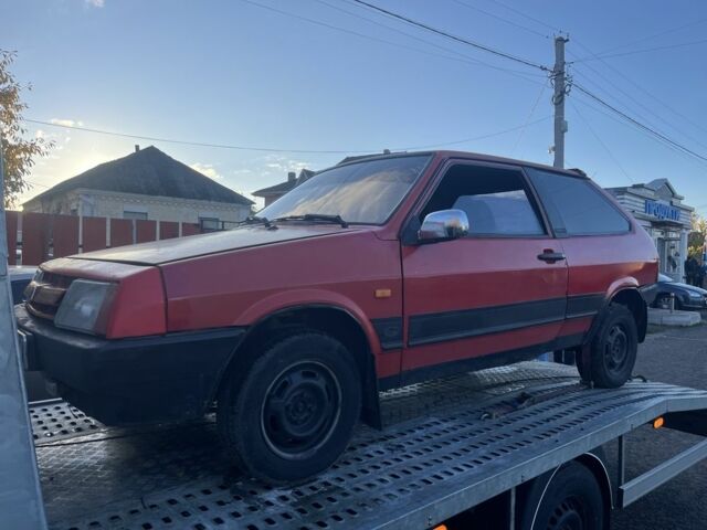 ВАЗ 2108 1990 в Фастове на Automoto.ua Красный ВАЗ 2108, объемом двигателя 0 л и пробегом 111 тыс. км за 450 $, фото 1 на Automoto.ua
