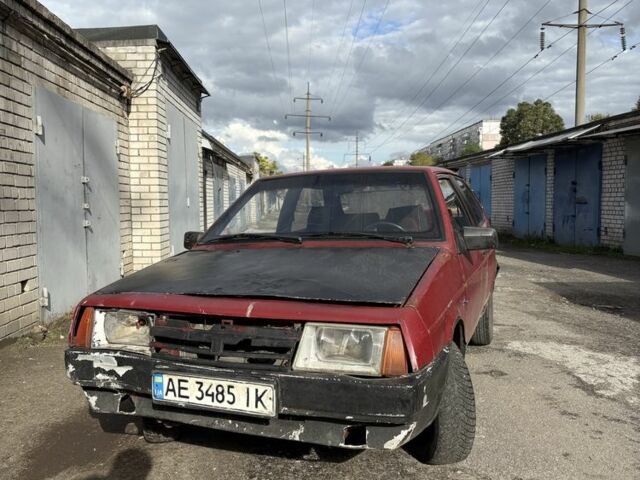 Красный ВАЗ 2108, объемом двигателя 1.3 л и пробегом 150 тыс. км за 451 $, фото 1 на Automoto.ua