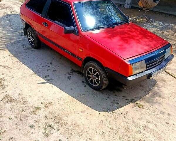 Красный ВАЗ 2108, объемом двигателя 1.3 л и пробегом 100 тыс. км за 1300 $, фото 1 на Automoto.ua
