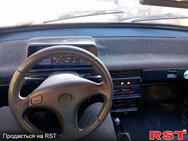 Красный ВАЗ 2108, объемом двигателя 1.3 л и пробегом 198 тыс. км за 625 $, фото 1 на Automoto.ua