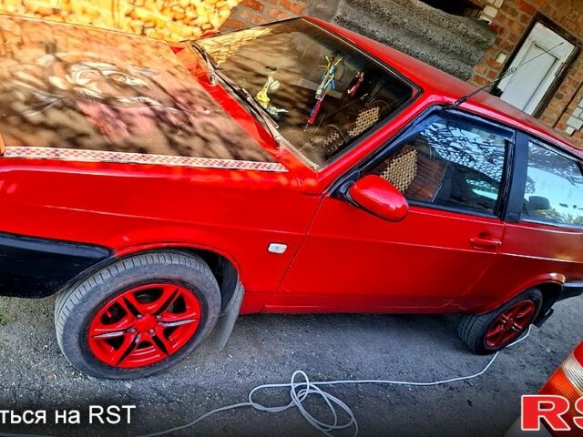 Красный ВАЗ 2108, объемом двигателя 1.3 л и пробегом 400 тыс. км за 480 $, фото 1 на Automoto.ua