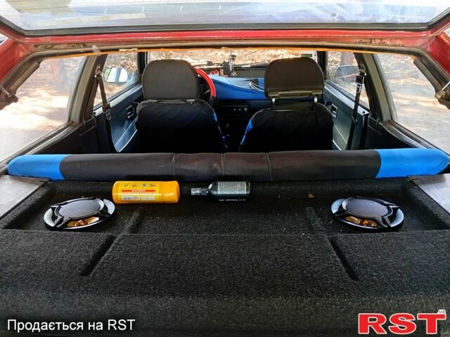 Красный ВАЗ 2108, объемом двигателя 1.3 л и пробегом 0 тыс. км за 700 $, фото 1 на Automoto.ua