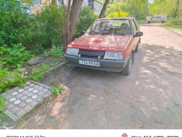Красный ВАЗ 2108, объемом двигателя 1.3 л и пробегом 300 тыс. км за 687 $, фото 1 на Automoto.ua