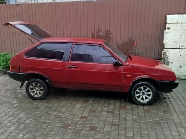 Красный ВАЗ 2108, объемом двигателя 1.5 л и пробегом 1 тыс. км за 700 $, фото 1 на Automoto.ua